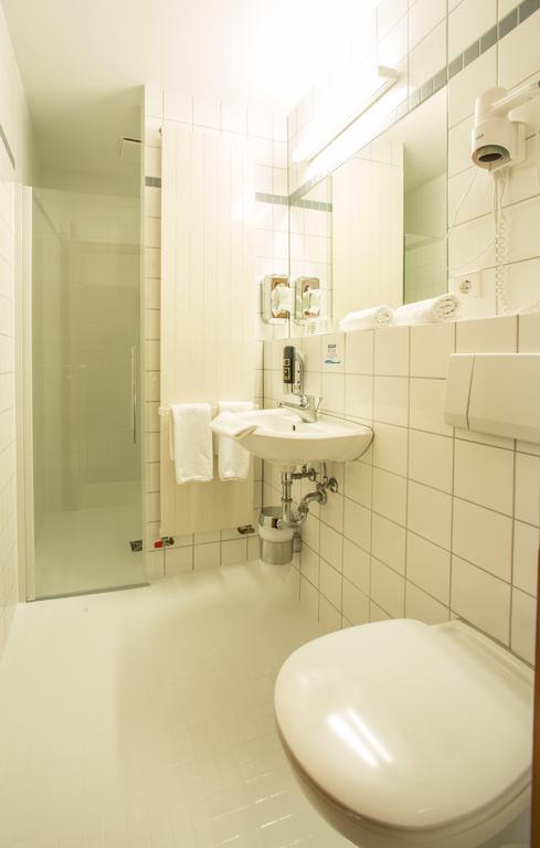 Hotel An Der Waldstrasse Groß-Zimmern Camera foto